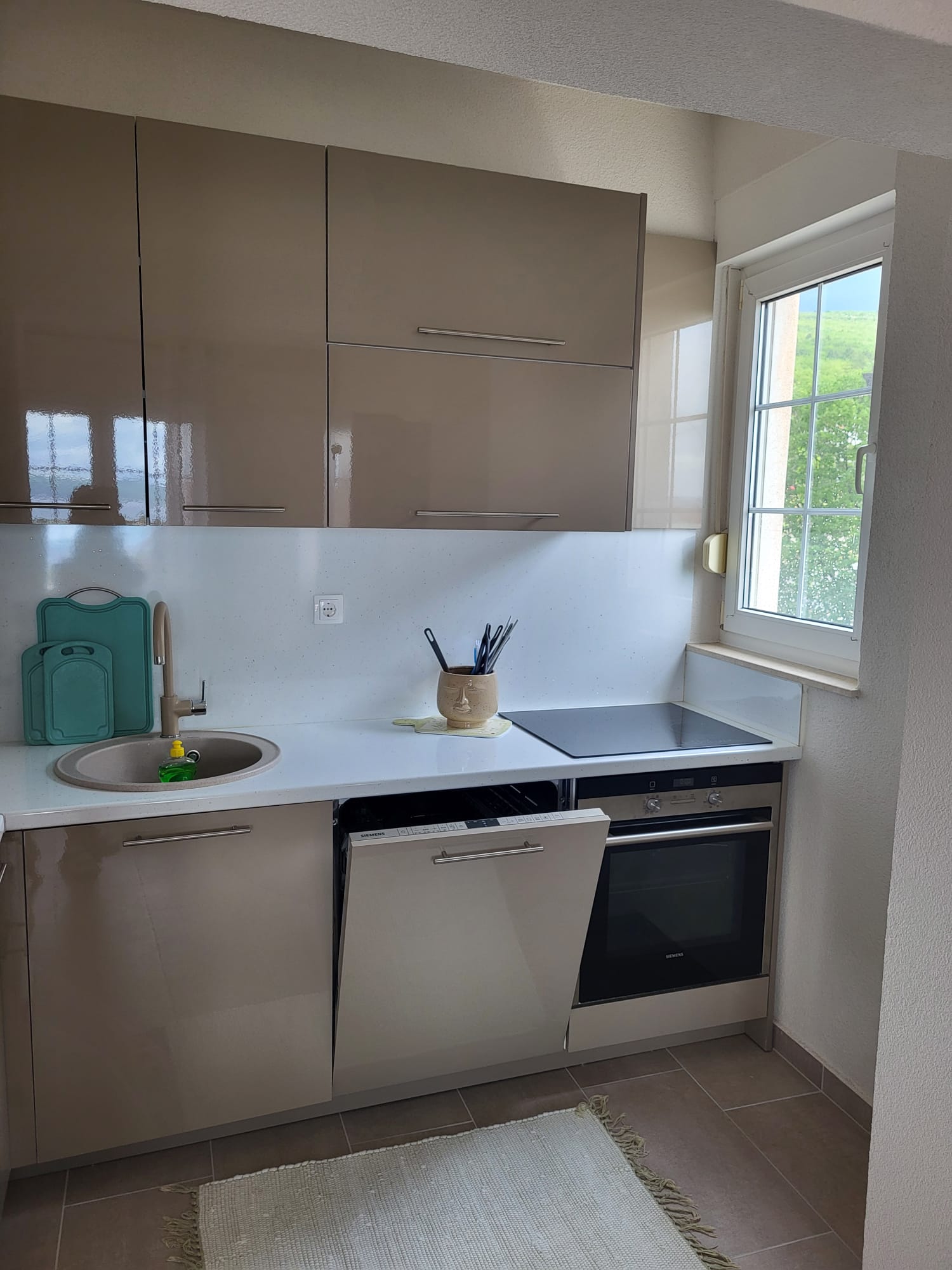 Apartment 4 — 12
